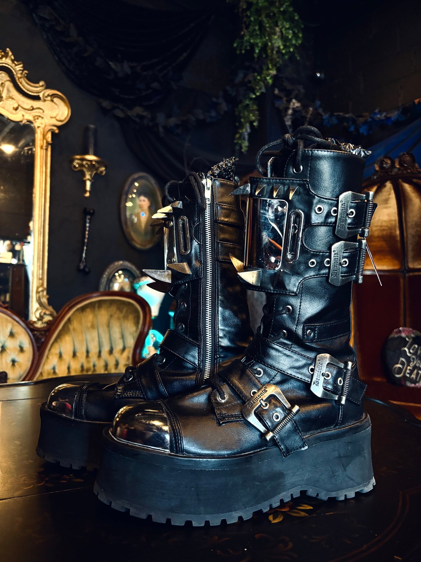 Demonia Gravedigger boot