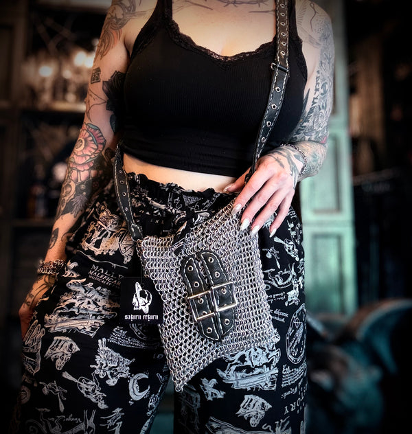 Handmade Silver & Black Vegan Leather Aluminium Chainmail Medium Crossbody Bag