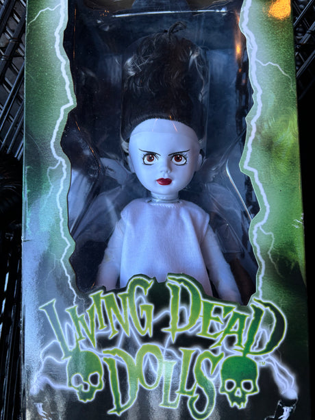 Living Dead Dolls x Universal Monsters Mezco Frankenstein and The Bride Collectible Figures Set