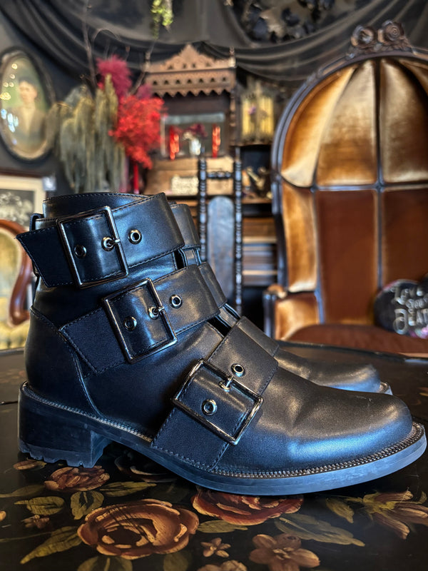 Blonda Vegan Leather Buckle Ankle Boots Size 7.5