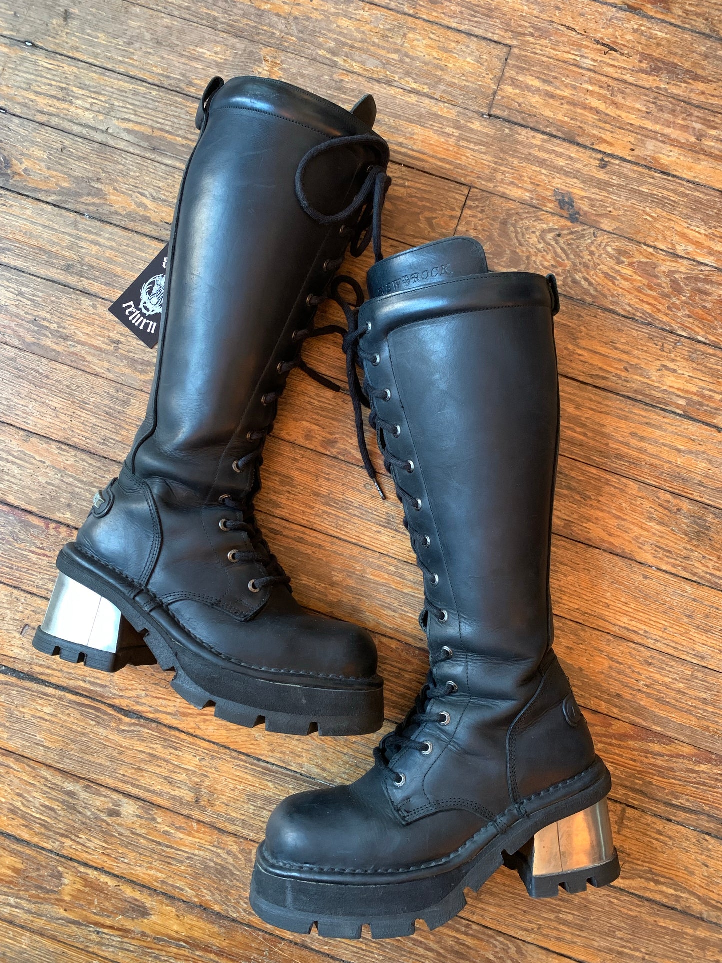 New Rock Pre-Loved Tall 14 Eyelet Silver Heel Boots