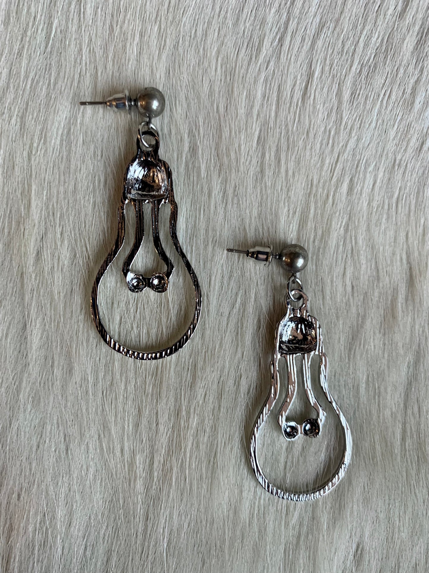 Silver Lightbulb 💡 Earrings