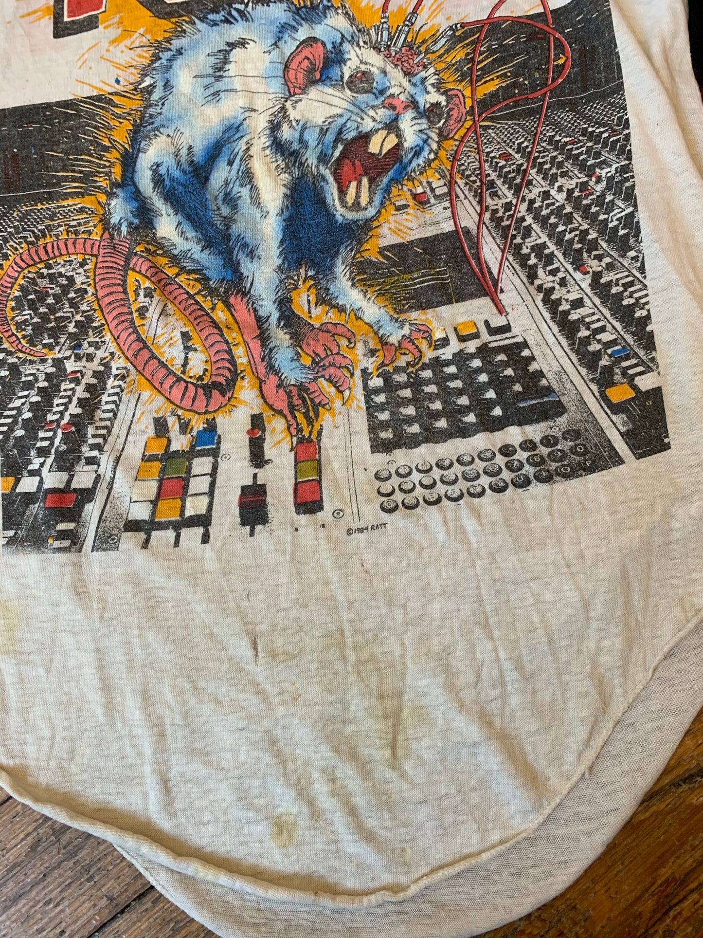 Vintage 1984 Ratt ‘Ratt ‘n’ Roll’ Tour Raglan T-Shirt