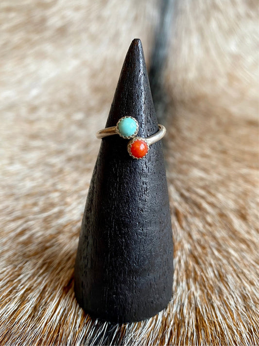 Vintage Sterling Silver Tiny Turquoise & Coral Ring
