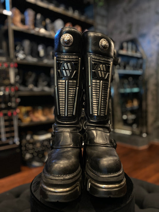 Vintage New Rock Tall Black Heavy Metal Shield Platform Boots