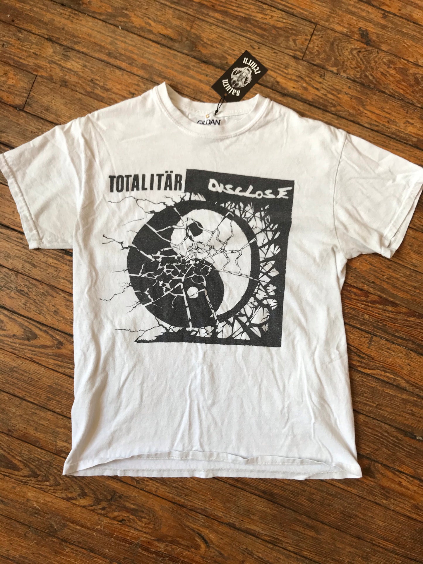 Totalitär & Disclose T-Shirt