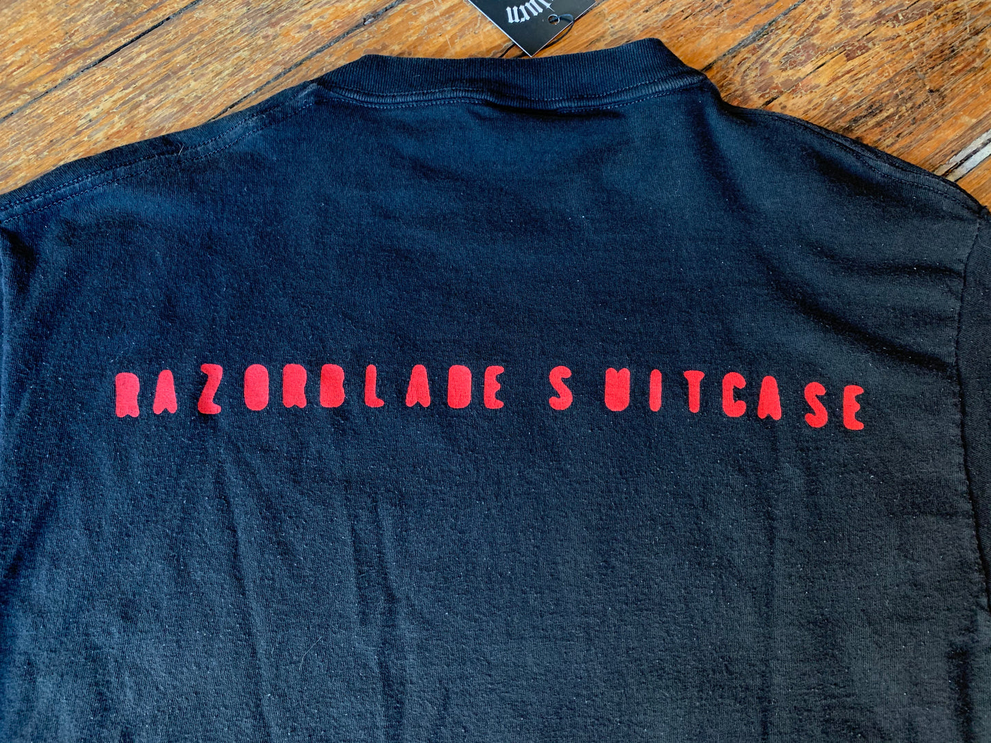 Vintage 1996 Bush Razorblade Suitcase T-Shirt