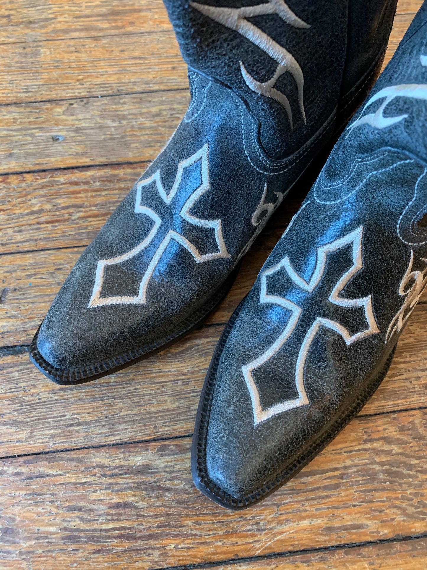 Justin Brand Grey Leather Embroidered Cross Cowboy Boots