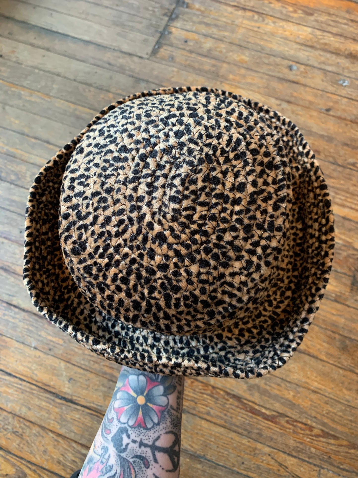 90’s Cheetah Print Bucket Hat