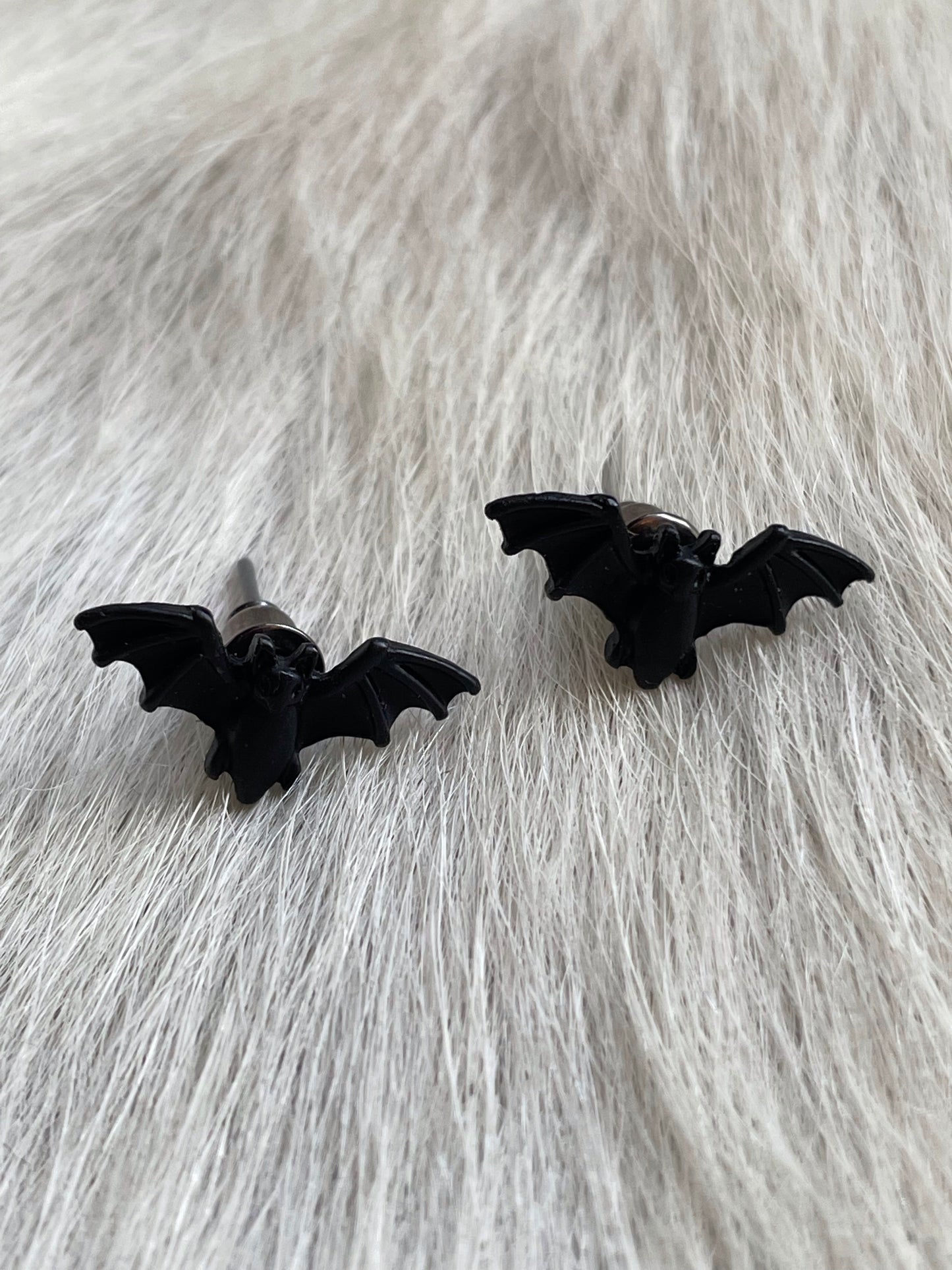 Tiny Black Bat 🦇 Earrings