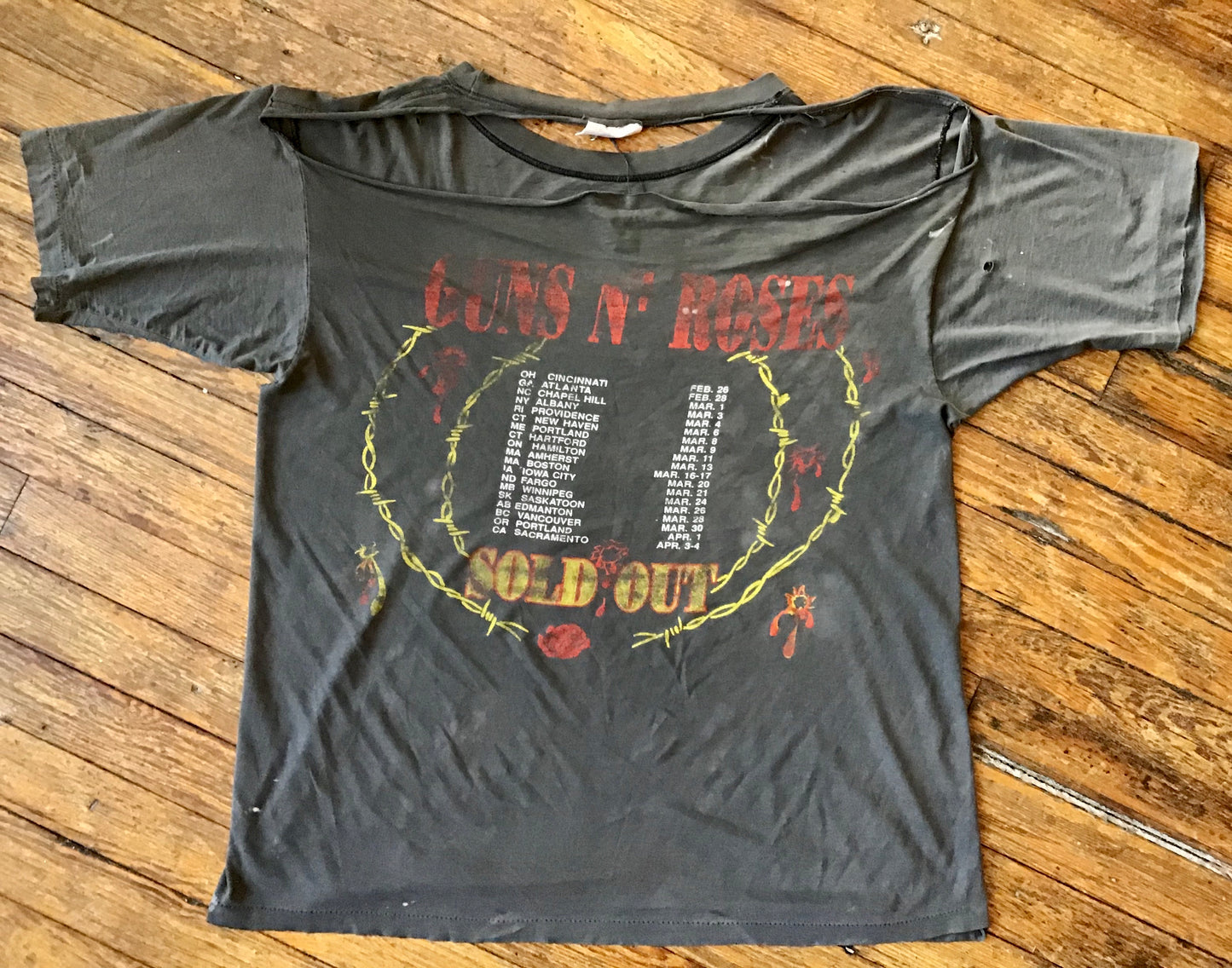Thrashed Vintage Guns N’ Roses T-Shirt