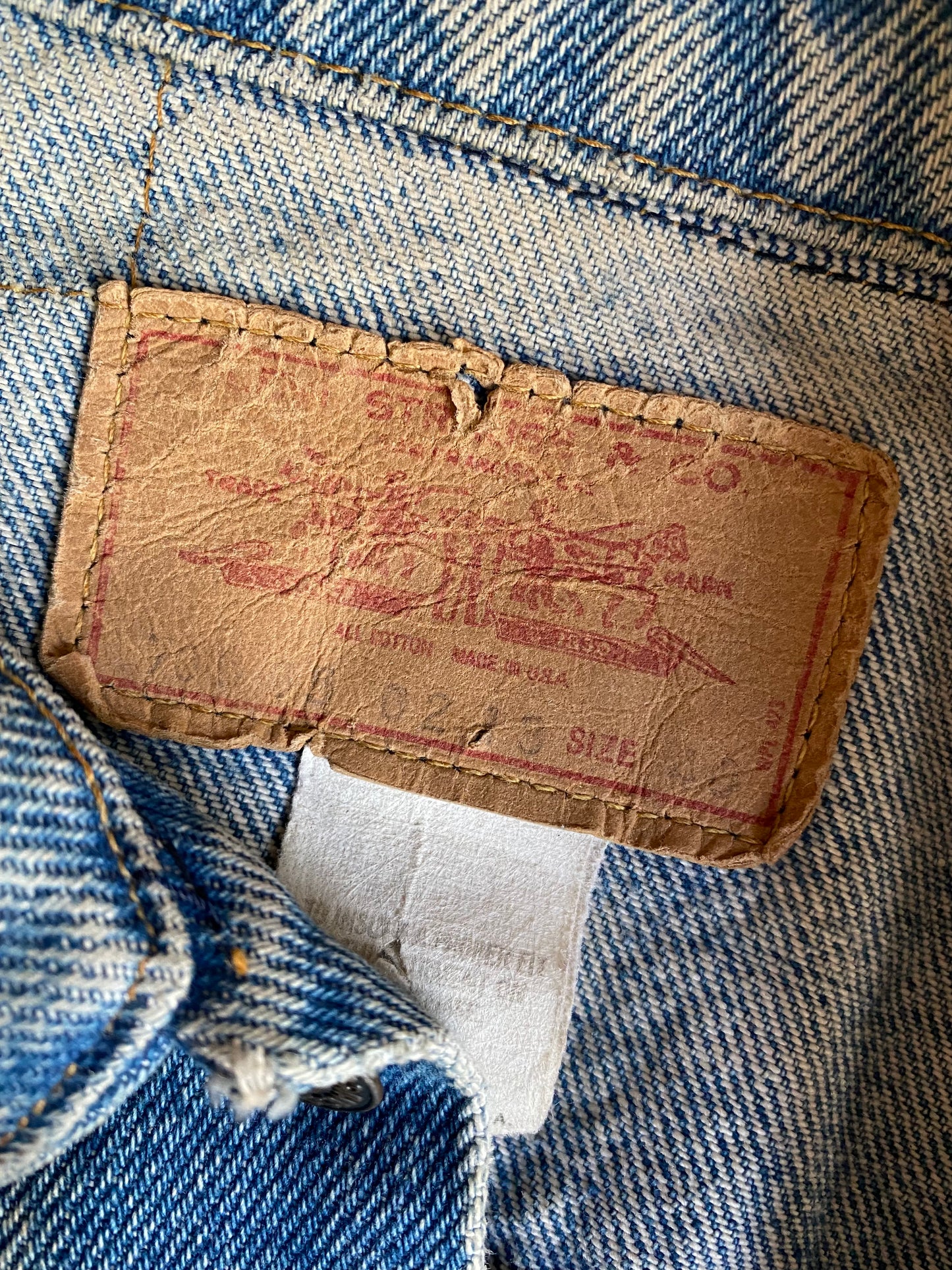 RARE Vintage Levi’s Denim Jacket w/ Custom Thin Lizzy Back Painting