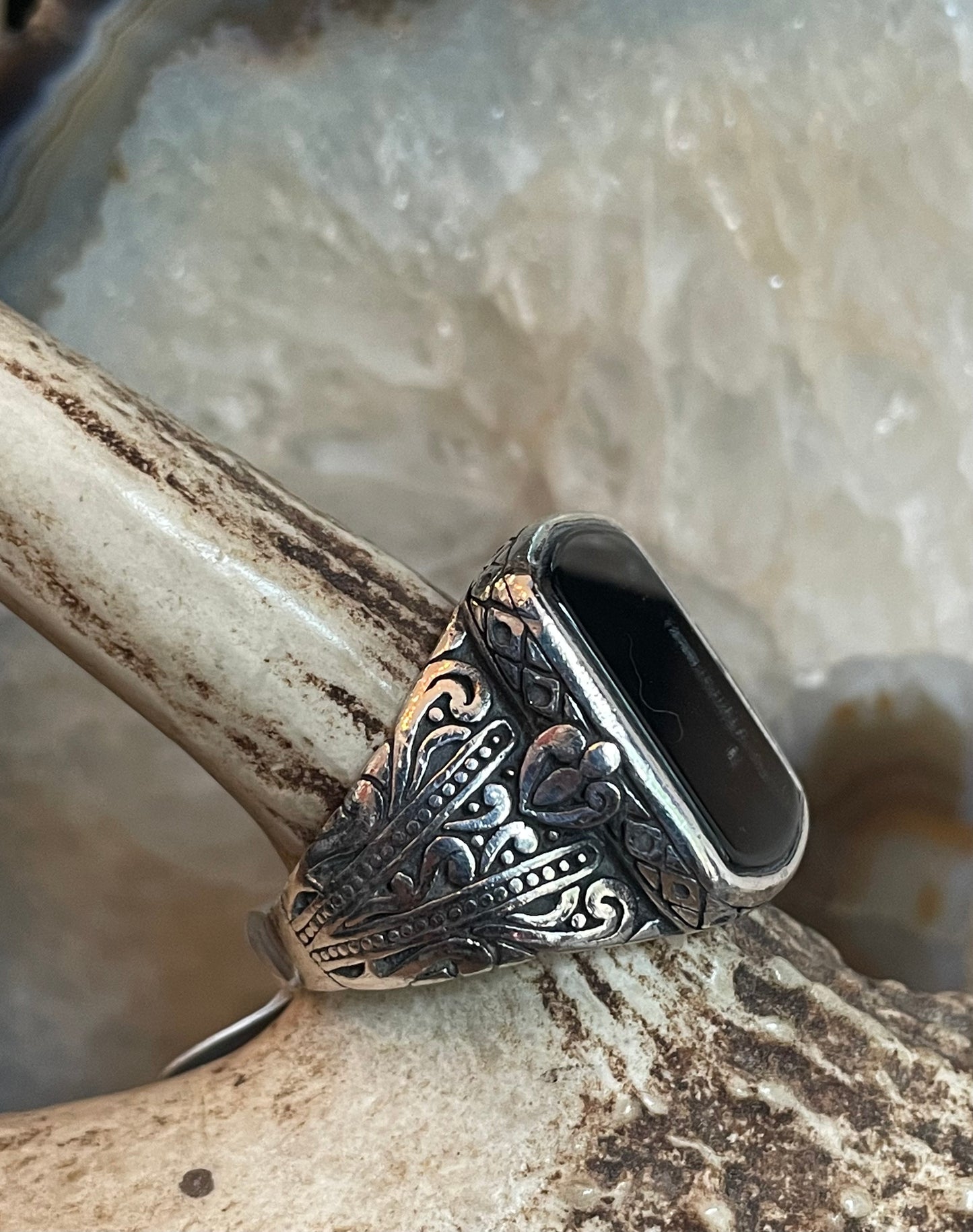 Vintage Sterling Silver Large Onyx Decorative Signet Ring
