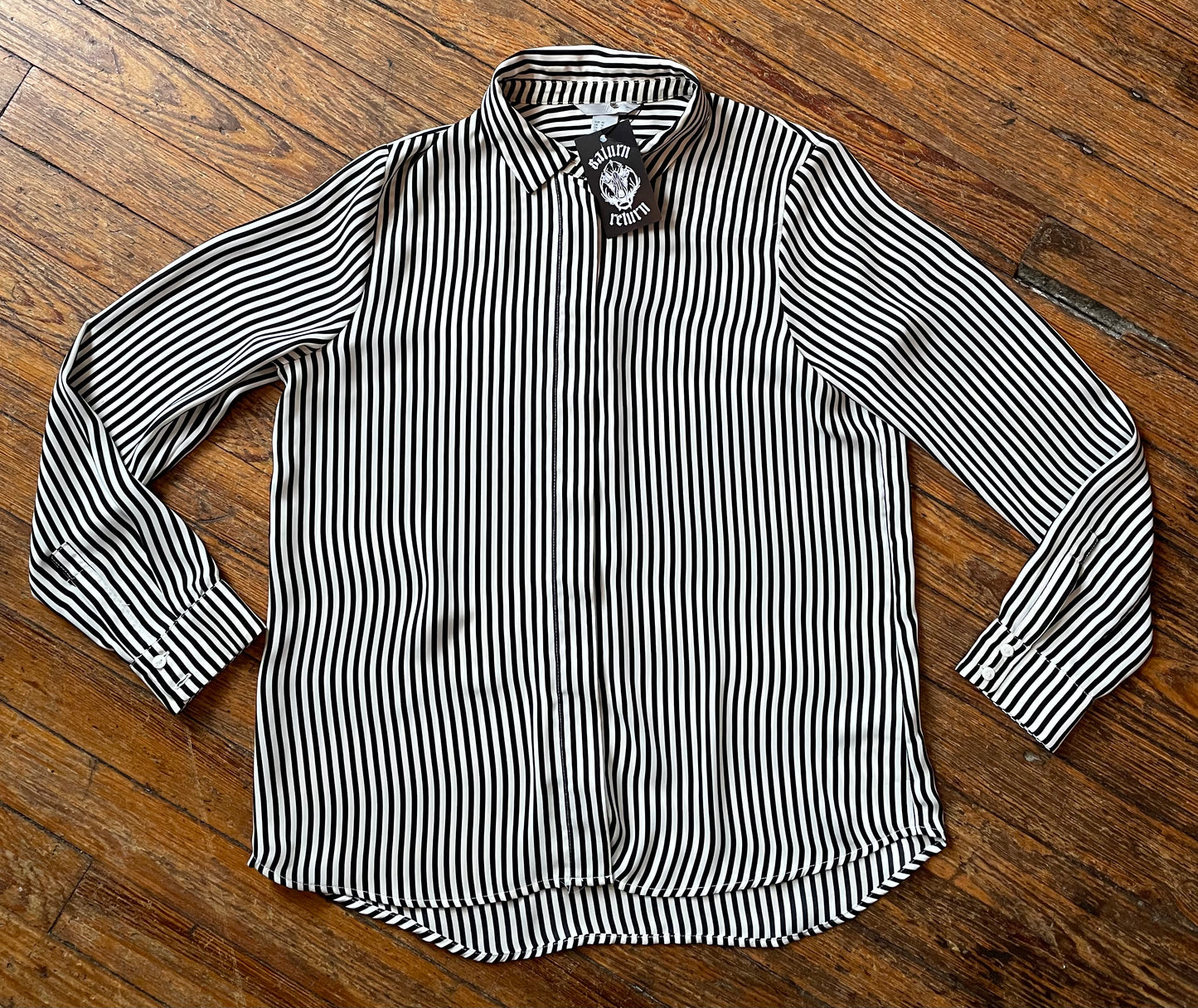Pre-Loved Black and White Striped Long Sleeve Top